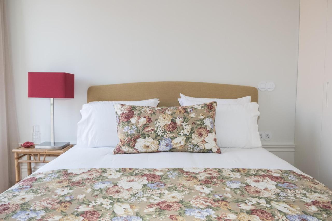 Boutique Rentals-Flores Chic In Historical Center OOporto Extérieur photo