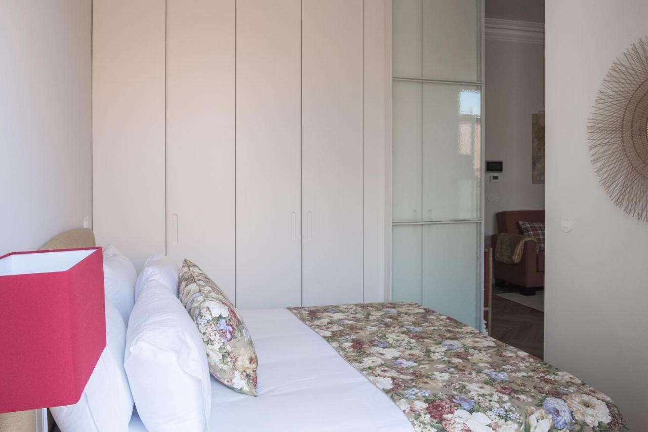 Boutique Rentals-Flores Chic In Historical Center OOporto Extérieur photo